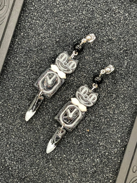 Retro Black Kitty Cat Clock Earrings