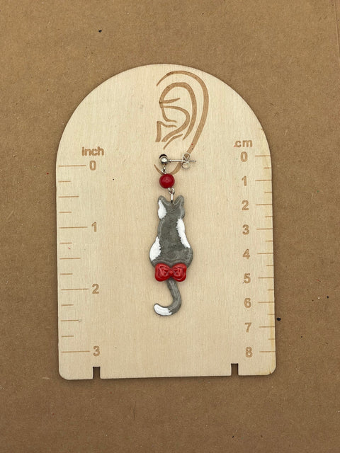 Grey Kitty Cat with Red Bow Earrings